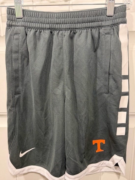 Nike Other - Nike Tennessee Volunteers Boys Youth Medium Dri-FIT Elite Stripe Shorts NWT.